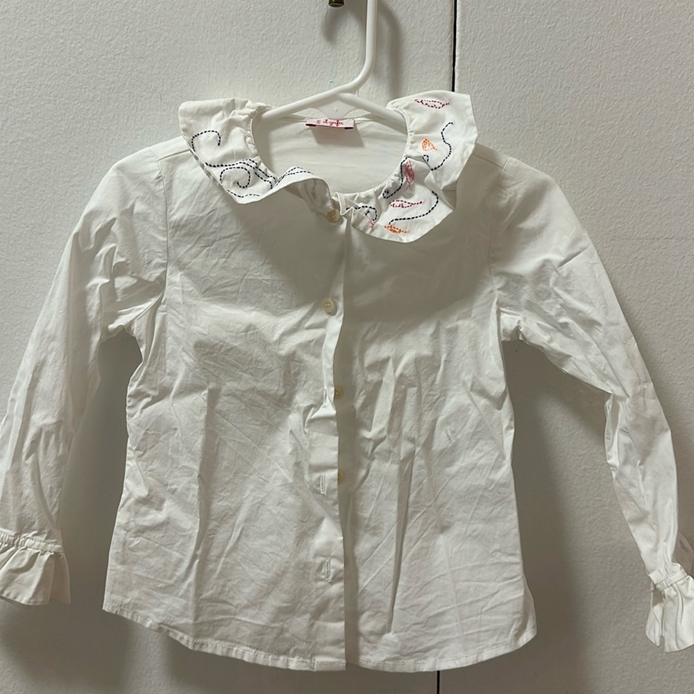 Only used once! White buttondown shirt from il Gufo size 2T + embroidered collar